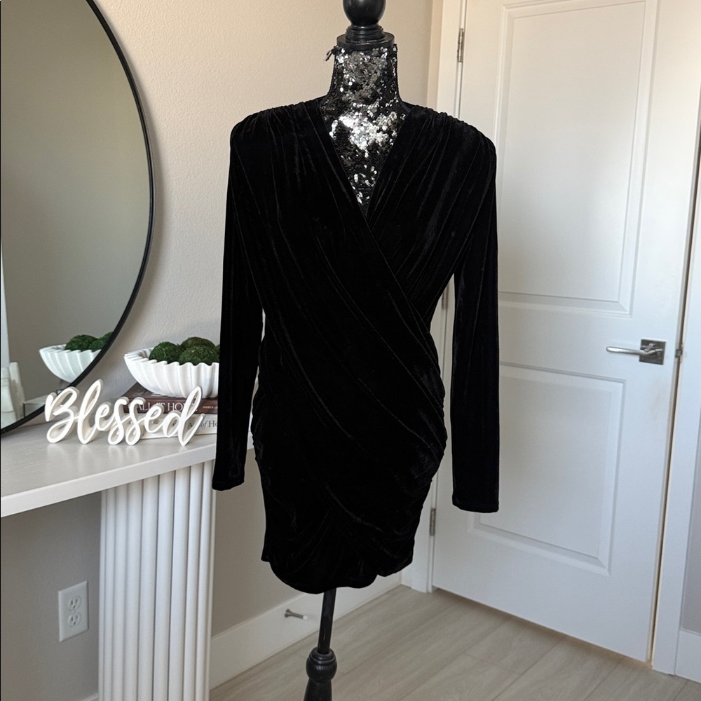 H&M Black Draped Velour Mini dress - Picture 4 of 7